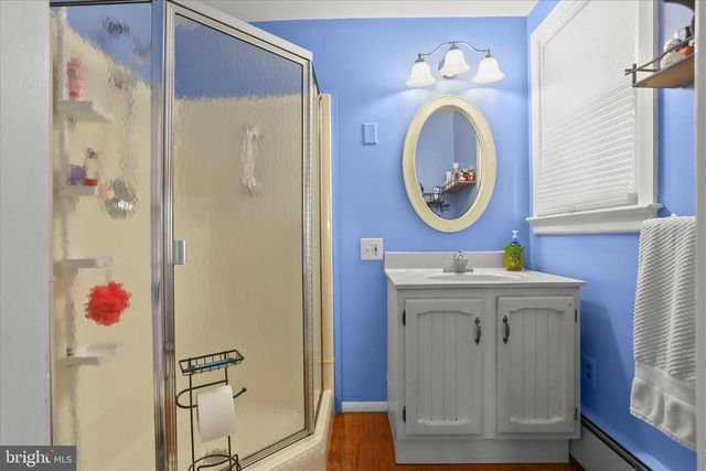 6 S GRANT RD, Thomasville, PA 17364