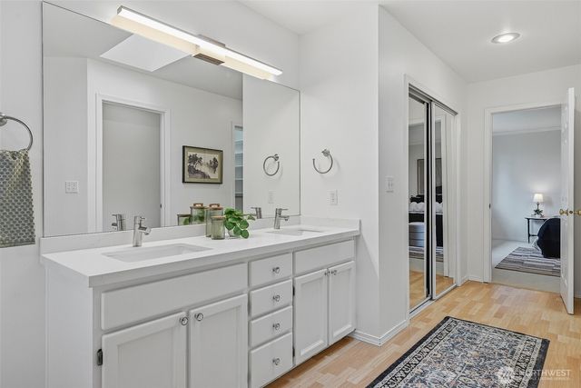 8128 NE 158tth Street, Kenmore, WA 98028