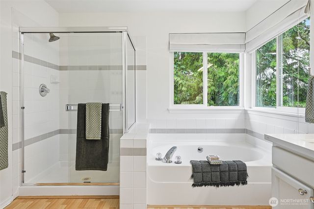 8128 NE 158tth Street, Kenmore, WA 98028