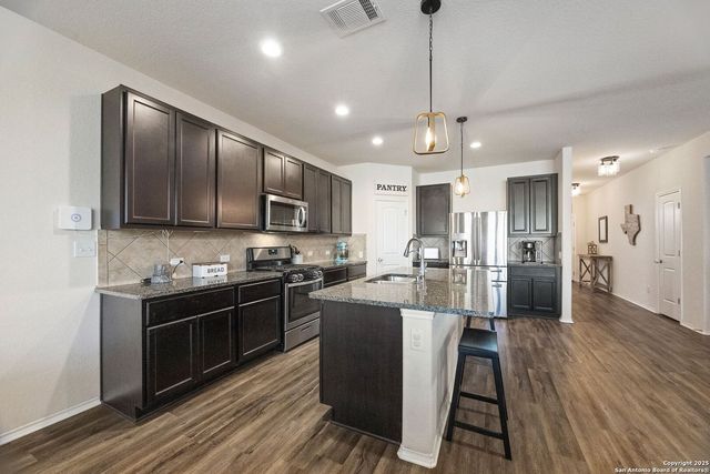 7613 Harvest Bay, San Antonio, TX 78253