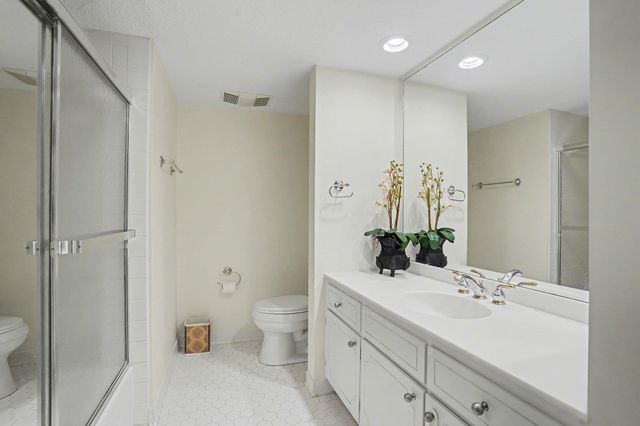 9650 Shore Dr Apt 607, Myrtle Beach, SC 29572