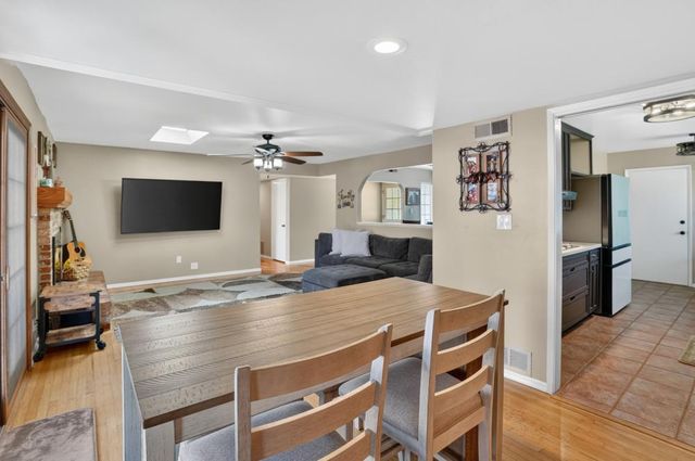 6125 Everest Way, Sacramento, CA 95842