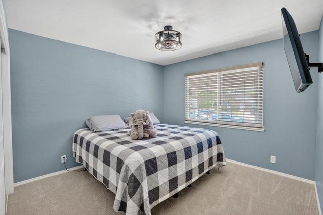 6125 Everest Way, Sacramento, CA 95842
