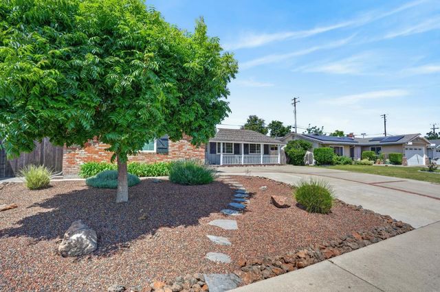 6125 Everest Way, Sacramento, CA 95842