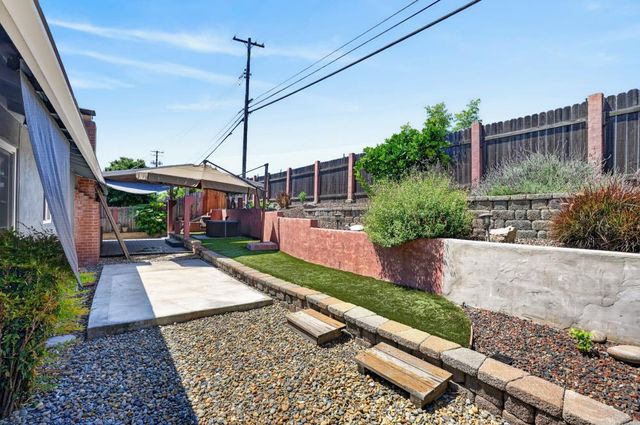 6125 Everest Way, Sacramento, CA 95842