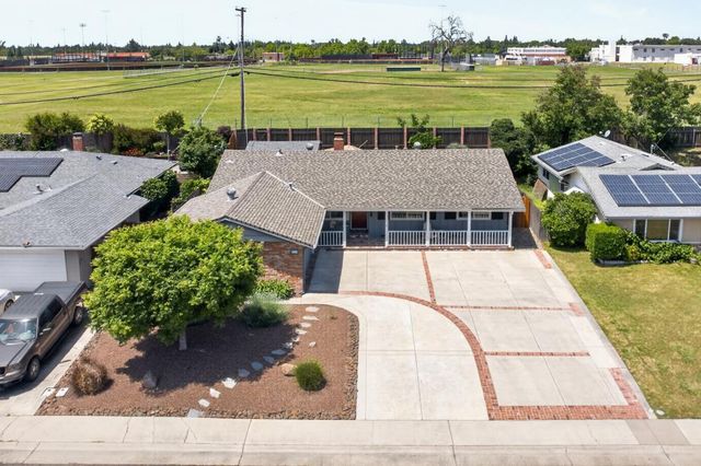 6125 Everest Way, Sacramento, CA 95842