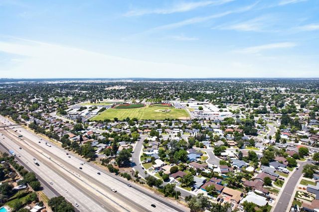 6125 Everest Way, Sacramento, CA 95842