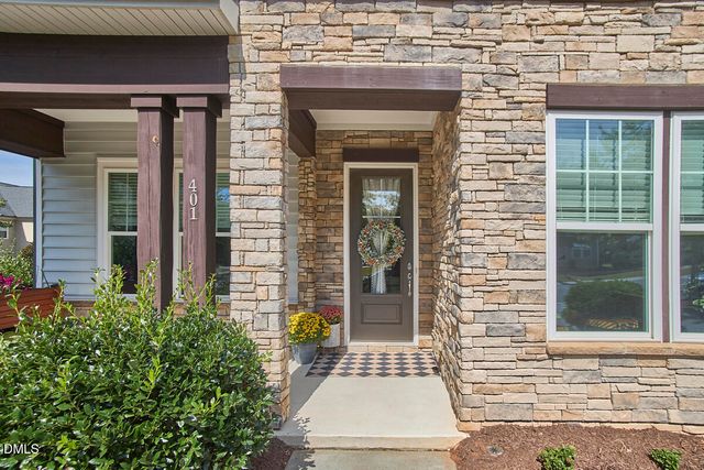 401 Fairy Moss Lane, Hillsborough, NC 27278