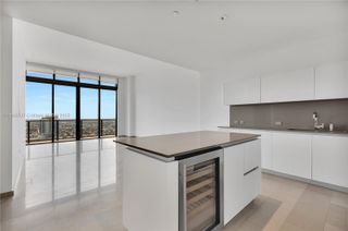 68 SE 6th St 4110, Miami, FL 33131