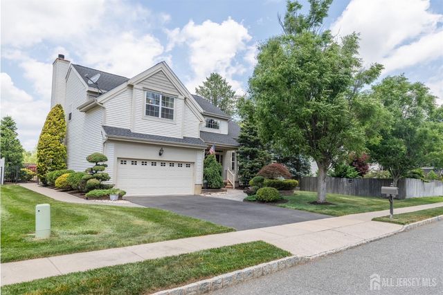 4 Winchester Court, Old Bridge, NJ 07747