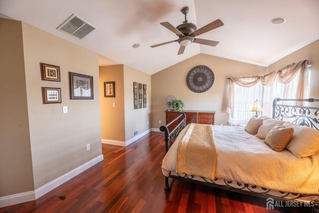 4 Winchester Court, Old Bridge, NJ 07747