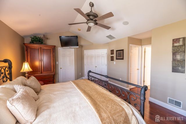 4 Winchester Court, Old Bridge, NJ 07747