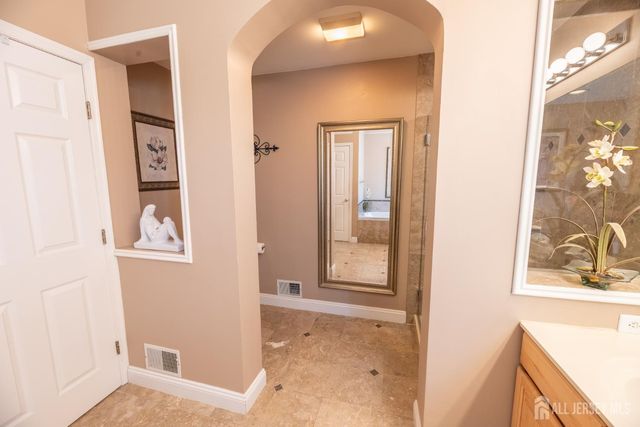 4 Winchester Court, Old Bridge, NJ 07747