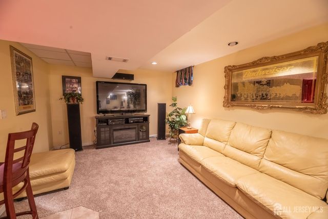 4 Winchester Court, Old Bridge, NJ 07747