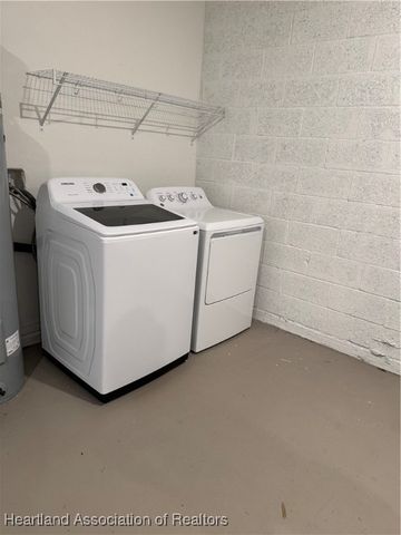 731 Aston Martin Drive, Sebring, FL 33872