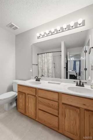 539 Donna Marie Drive, Wentzville, MO 63385