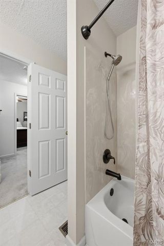 539 Donna Marie Drive, Wentzville, MO 63385