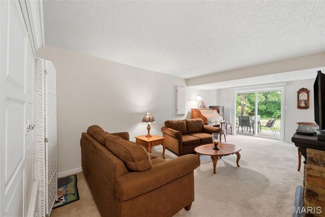 539 Donna Marie Drive, Wentzville, MO 63385