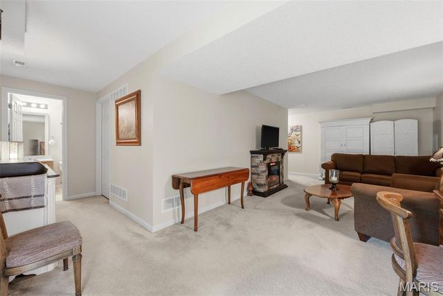 539 Donna Marie Drive, Wentzville, MO 63385