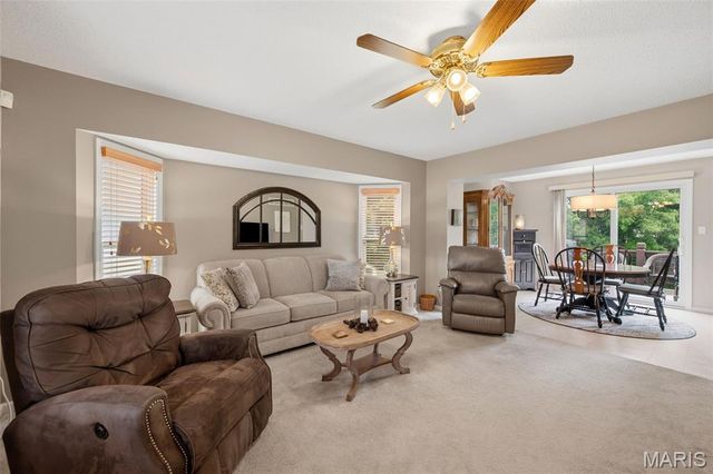 539 Donna Marie Drive, Wentzville, MO 63385