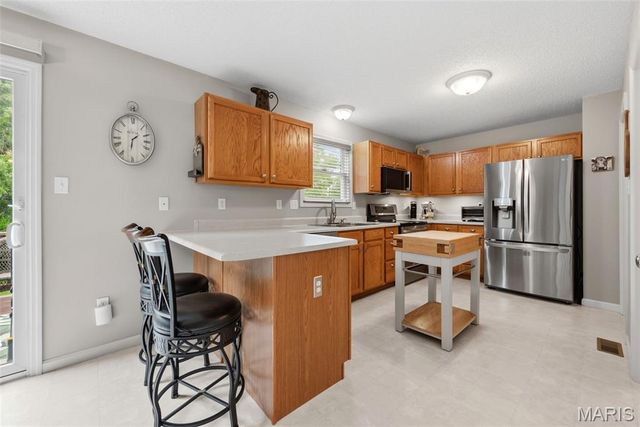 539 Donna Marie Drive, Wentzville, MO 63385