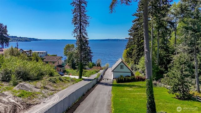 27 xxx 10th Avenue S, Des Moines, WA 98198