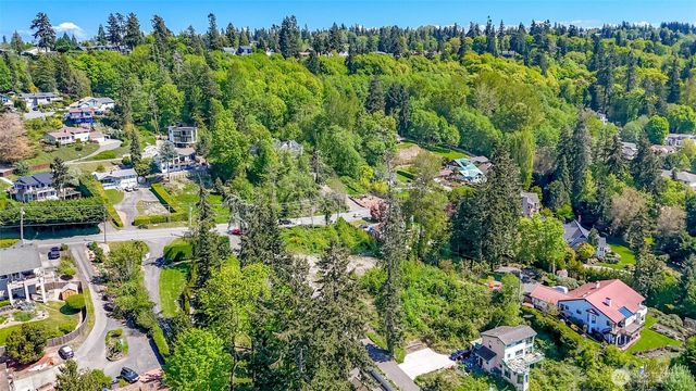 27 xxx 10th Avenue S, Des Moines, WA 98198