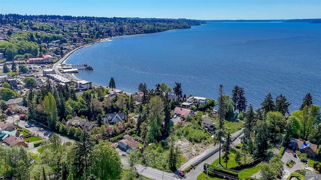 27 xxx 10th Avenue S, Des Moines, WA 98198