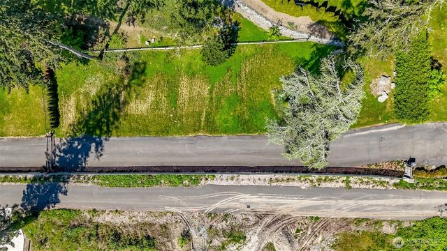 27 xxx 10th Avenue S, Des Moines, WA 98198