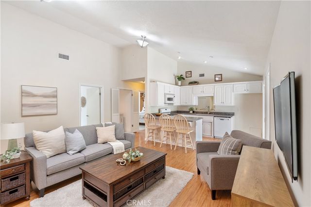 1002 Pomello, Claremont, CA 91711