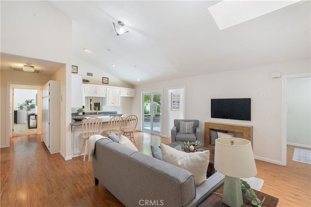 1002 Pomello, Claremont, CA 91711