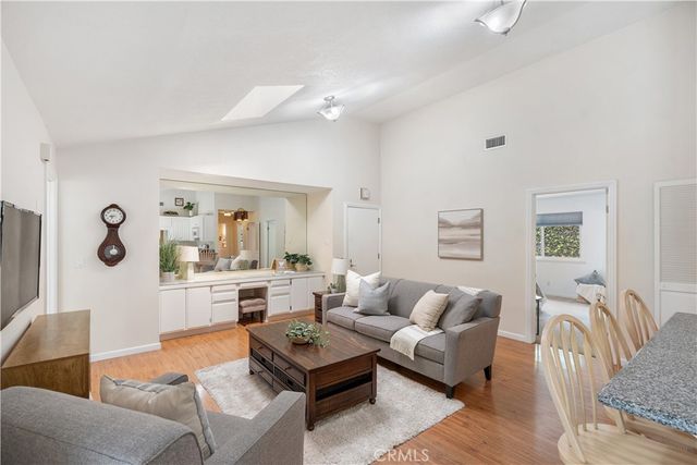 1002 Pomello, Claremont, CA 91711