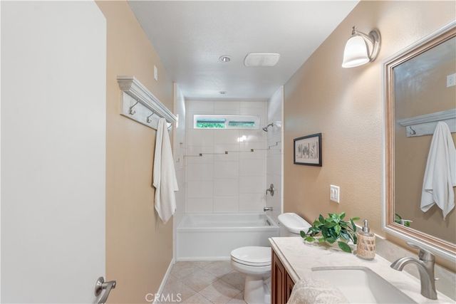 1002 Pomello, Claremont, CA 91711