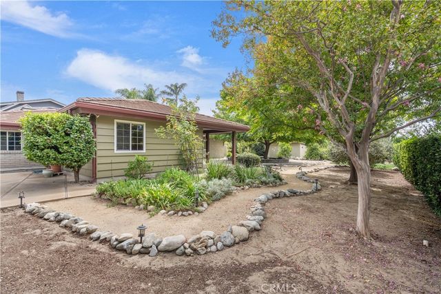 1002 Pomello, Claremont, CA 91711