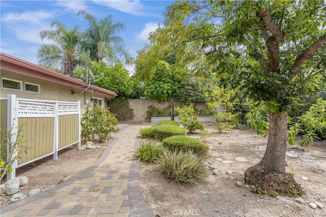 1002 Pomello, Claremont, CA 91711