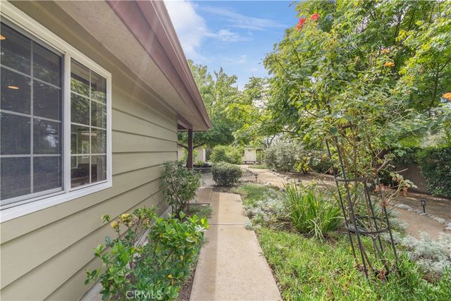 1002 Pomello, Claremont, CA 91711