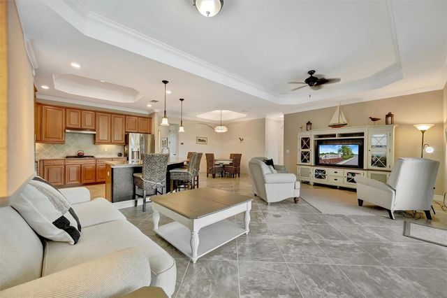 5824 CESSNA RUN, Bradenton, FL 34211