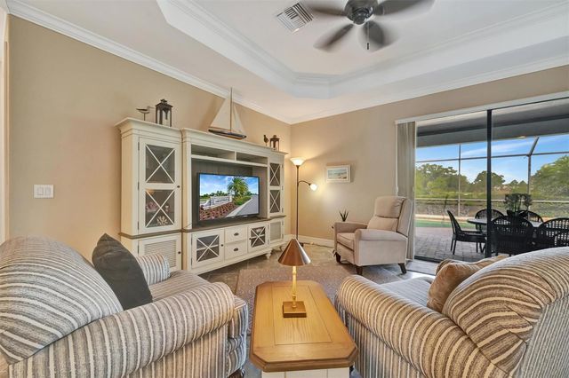 5824 CESSNA RUN, Bradenton, FL 34211