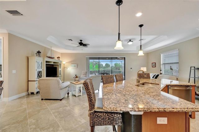 5824 CESSNA RUN, Bradenton, FL 34211