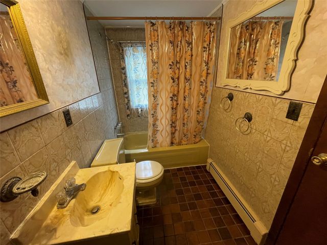 1825 Dover Road, Wantagh, NY 11793