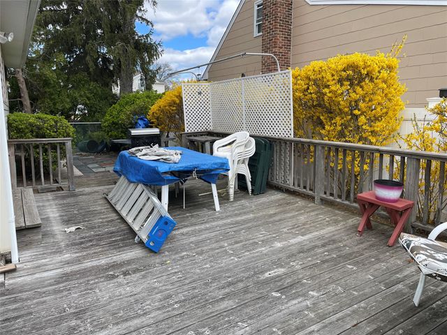 1825 Dover Road, Wantagh, NY 11793