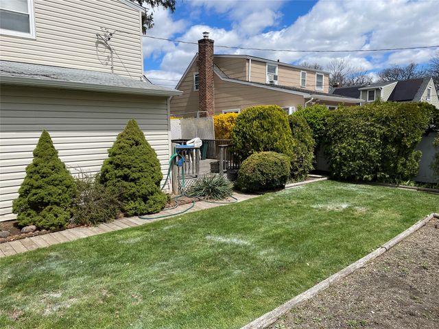 1825 Dover Road, Wantagh, NY 11793