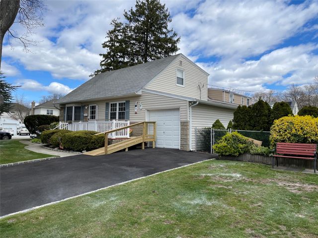 1825 Dover Road, Wantagh, NY 11793