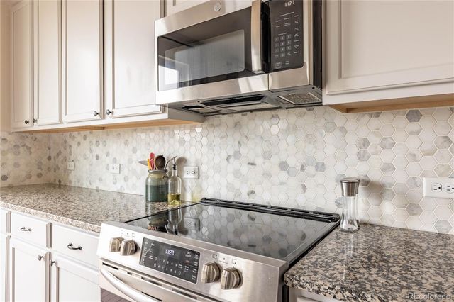 1368 Castle Creek Circle, Castle Rock, CO 80104