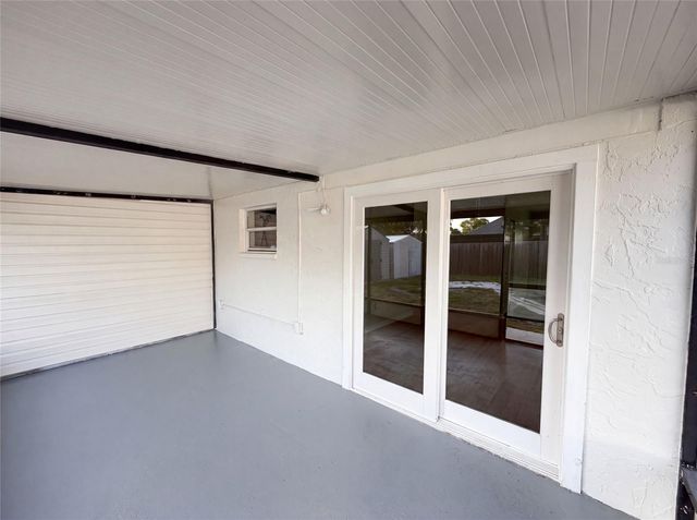 8283 86TH AVENUE, Seminole, FL 33777