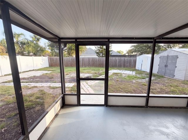 8283 86TH AVENUE, Seminole, FL 33777