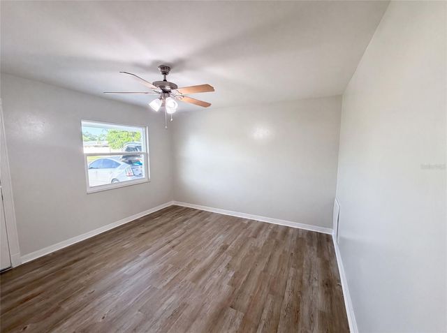 8283 86TH AVENUE, Seminole, FL 33777