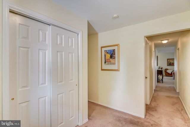 14 WATERWHEEL CT, Columbus, NJ 08022