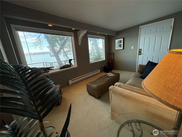 71 Seal Rock Road, Brinnon, WA 98320