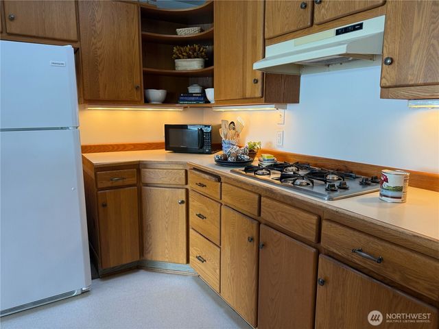 71 Seal Rock Road, Brinnon, WA 98320